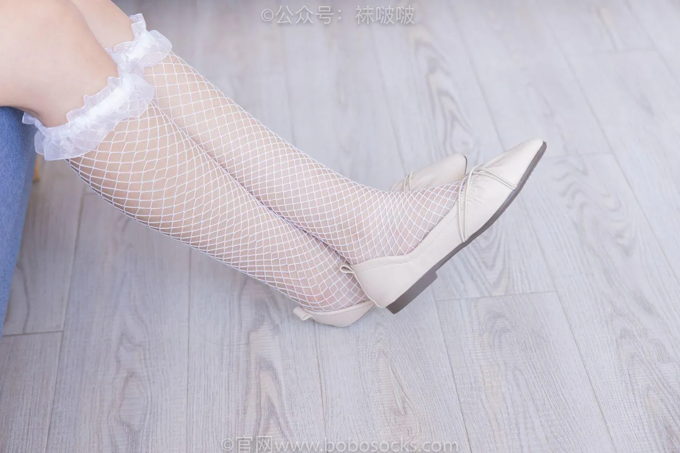 [BoBoSocks袜啵啵]NO.043 小甜豆-圣诞服、平底鞋、高跟鞋、白色渔网袜 [165P]插图